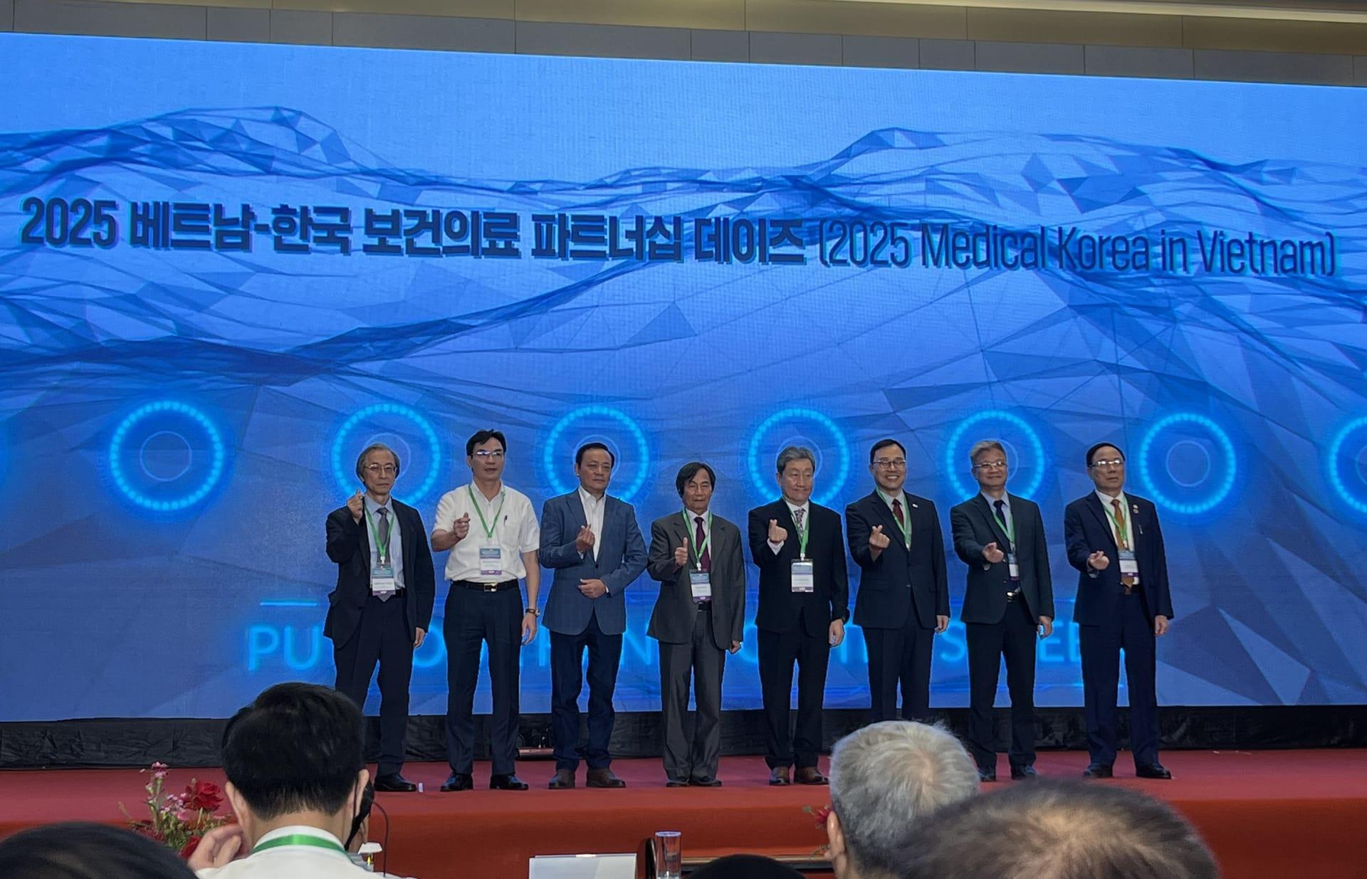 KHIDI 주최 「2025 한-베트남 보건의료 파트너쉽 데이즈」 라이브서저리 진행